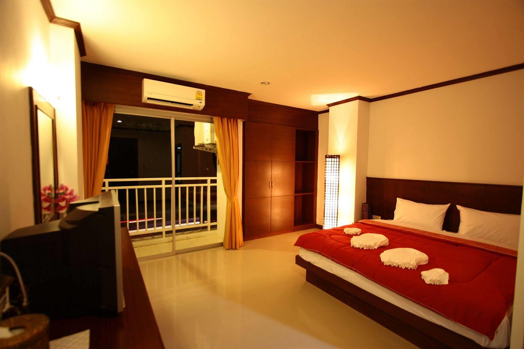 Sharaya Patong Hotel Zewnętrze zdjęcie