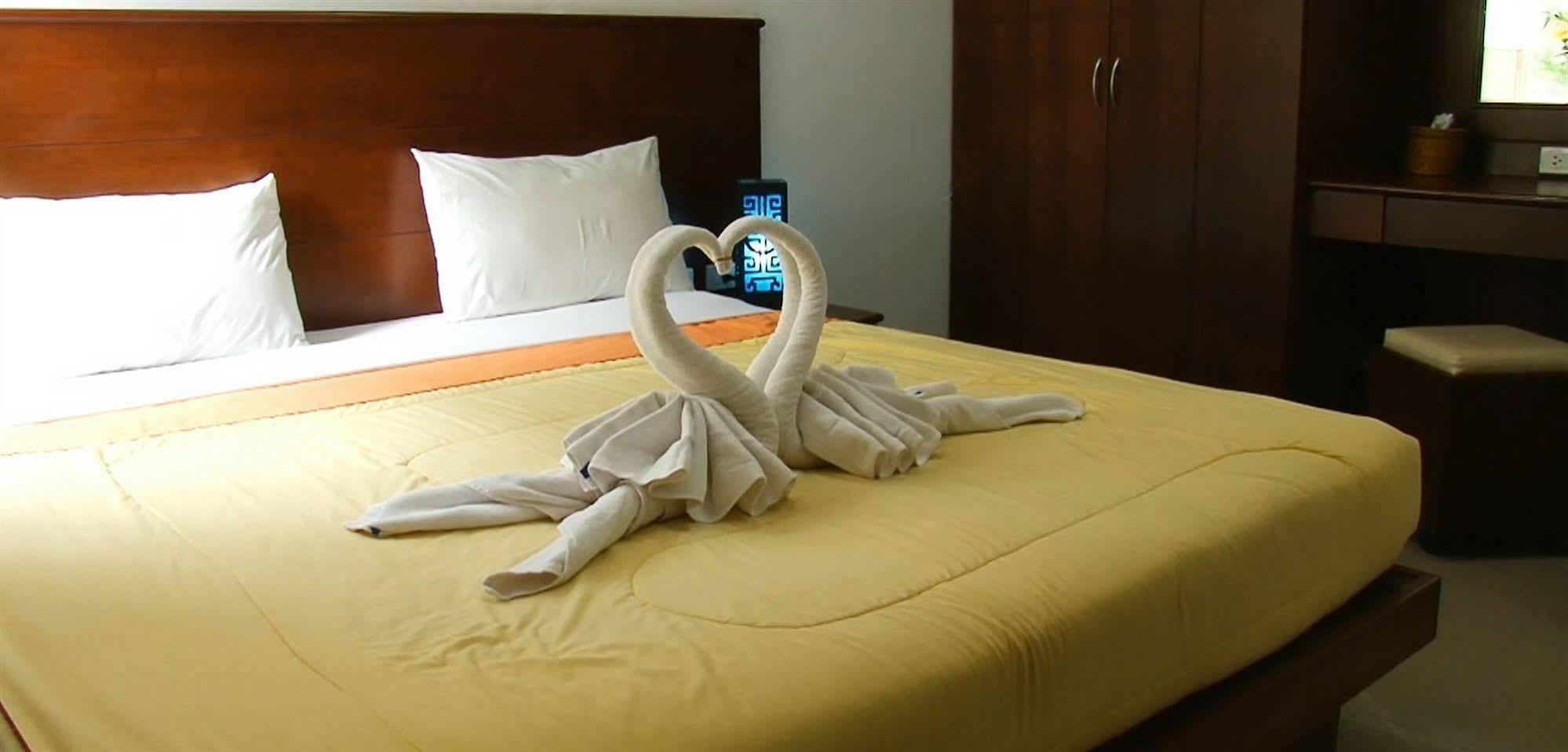 Sharaya Patong Hotel Zewnętrze zdjęcie